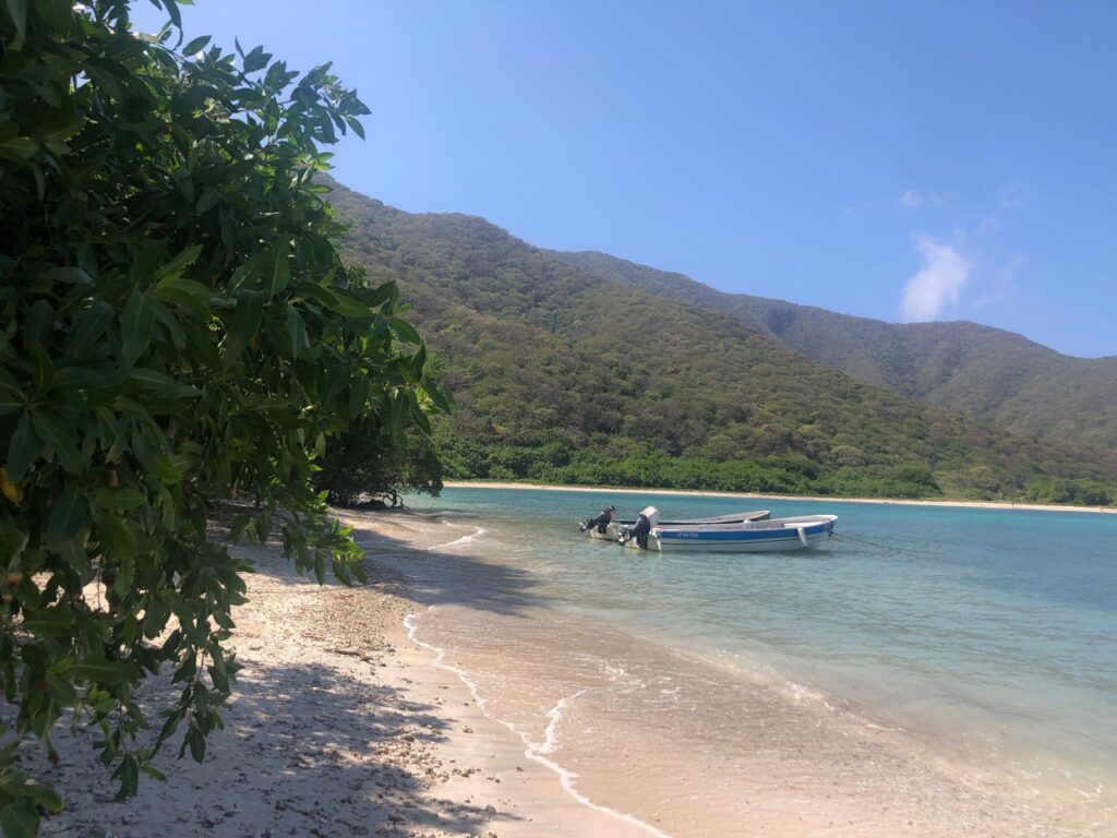 taganga beaches tayrona national